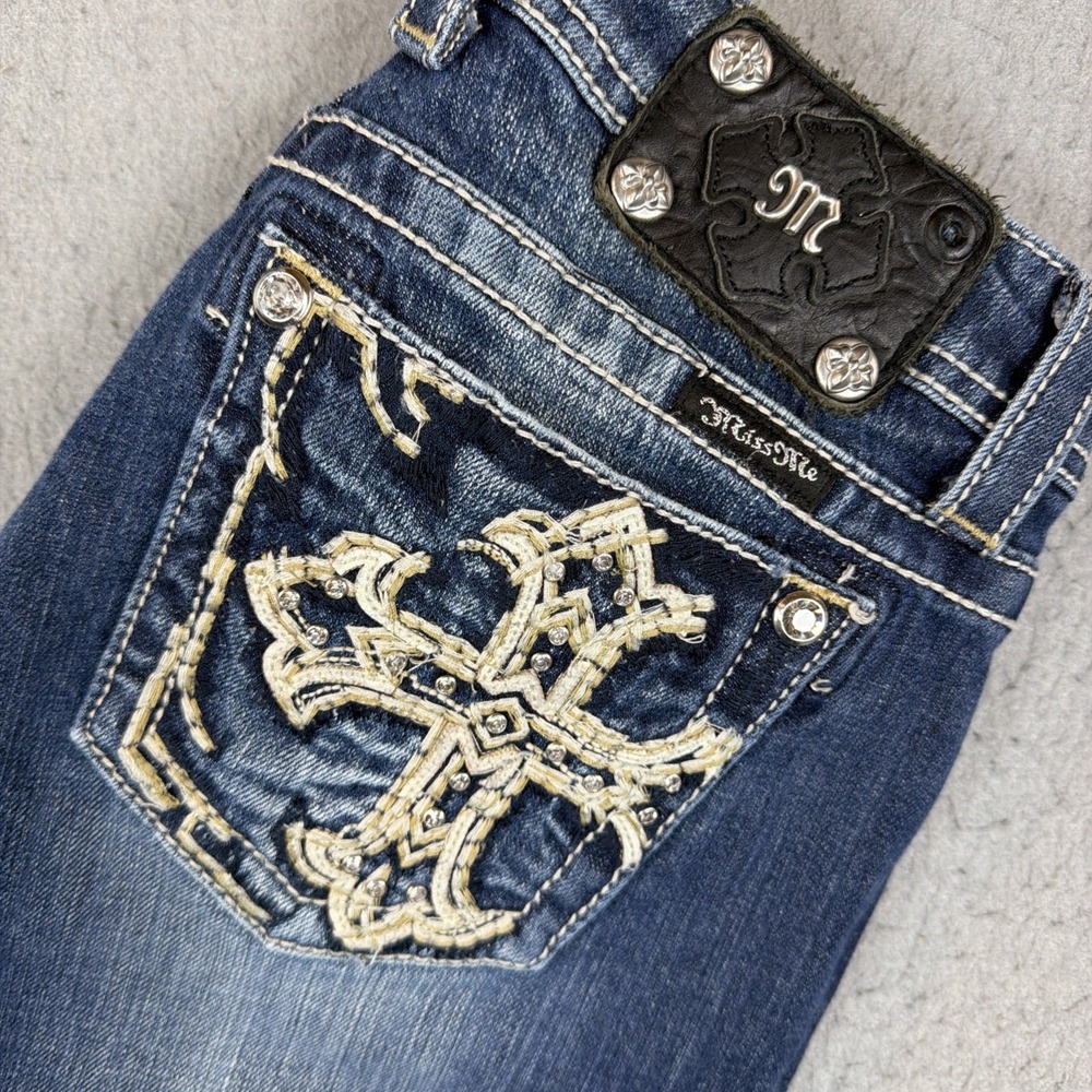 Miss Me Easy Boot JE5452B3X Medium Wash Embellished Bootcut Jeans Size 29